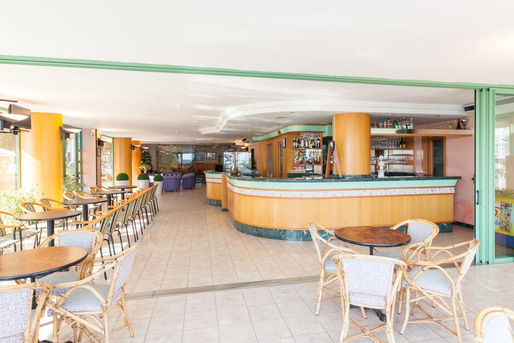 Hotel Palos Ріміні Екстер'єр фото